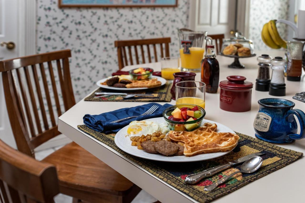 Woodrow House Bed & Breakfast Lubbock Esterno foto